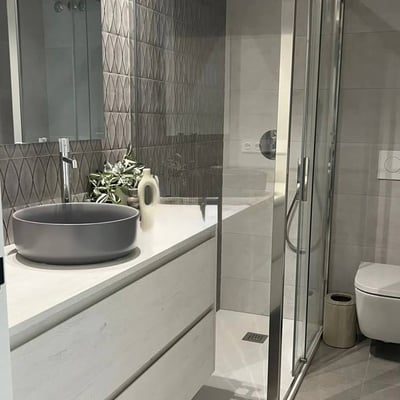 Langzeitmiete einer modernen 2-Zimmer-Wohnung, 70 m², in Elche, Spanien